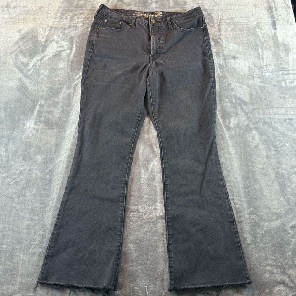 Seven Women's Jeans Size 10 Bootcut Black Slim Flare 1% Spandex‎